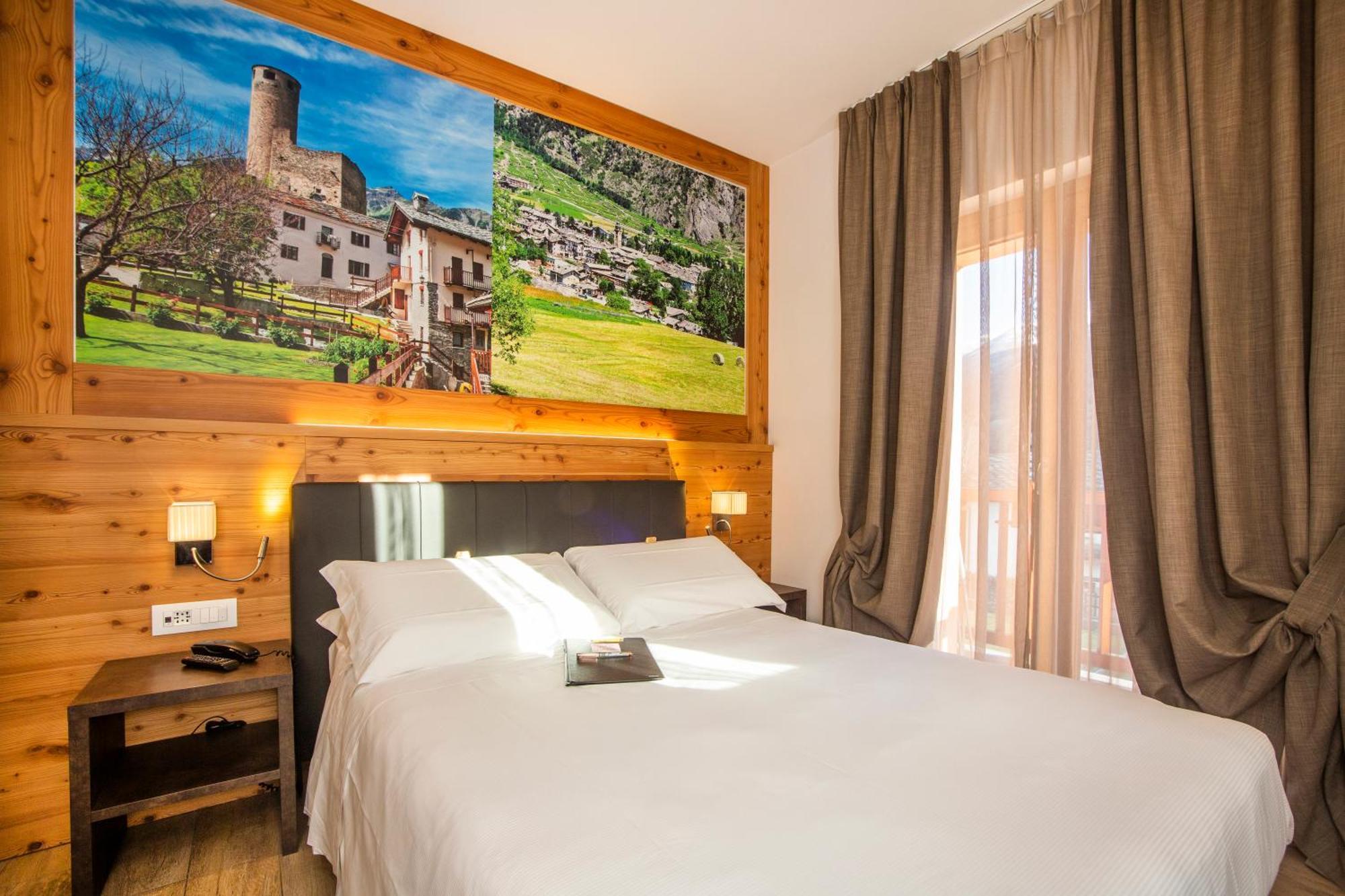Dada Mountain Hotel